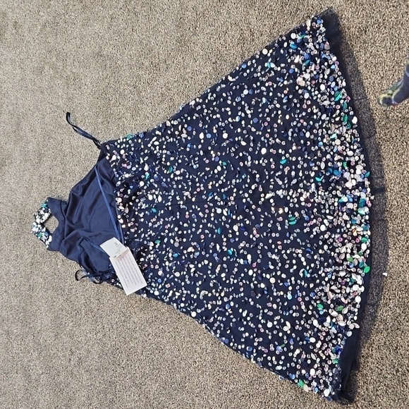 NWT Aidan by Aidan Mattox Hand Beaded Cocktail Halter FIT & Flare  dress sz 8 - Picture 10 of 10